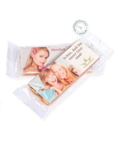 BEDRUCKTER RIEGEL IN KLARSICHTFOLIE VERPACKT