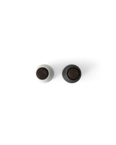Menu Bottle Grinder Ash Carbon mit Walnussrad 2er SET Salz- und Pfeffermühle