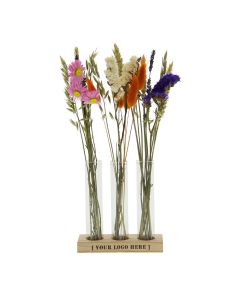 Trockenblumen im Briefkasten (L)
